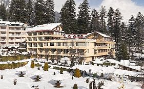 Snow Valley Resorts in Manali